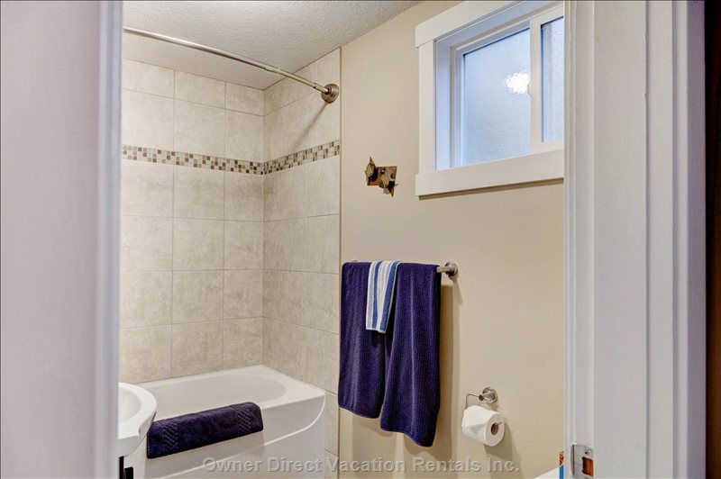  vacation rentals canada british columbia swansea point  swanshore road 