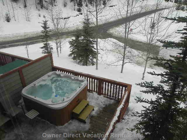 Spacious ski-in / ski-out townhome on Grey Wolf Golf Course, ID#204034 border=