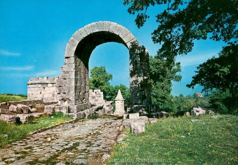 Carsulae Roman Ruins just 30 minutes walk from farmhouse, ID#206740