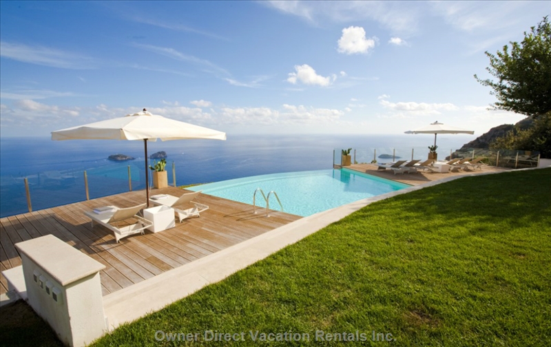4-Bedroom villa with infinity pool, hot tub and amazing oceanview, ID#45557